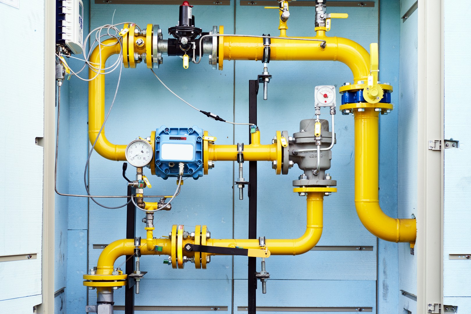 Jakie materiały są używane w instalacjach przyłączy gazowych? 